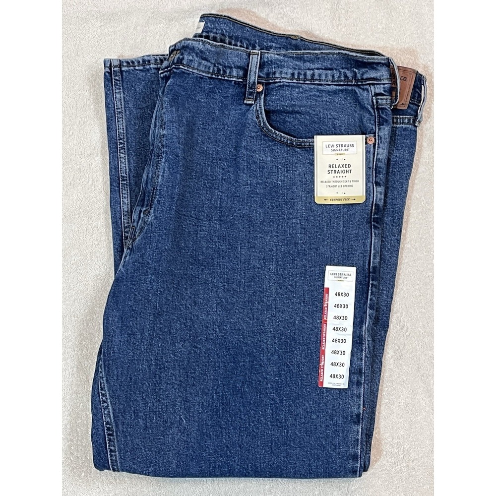 NWT Levis Signature Gold Series 48x30 Relaxed Straight Fit Med Wash Blue Jeans
